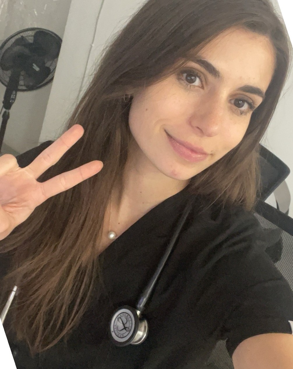 Laura Wisniewski, day in the life in scrubs